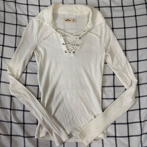 Hollister Cream Fitted Tie Front Polo Blouse XS